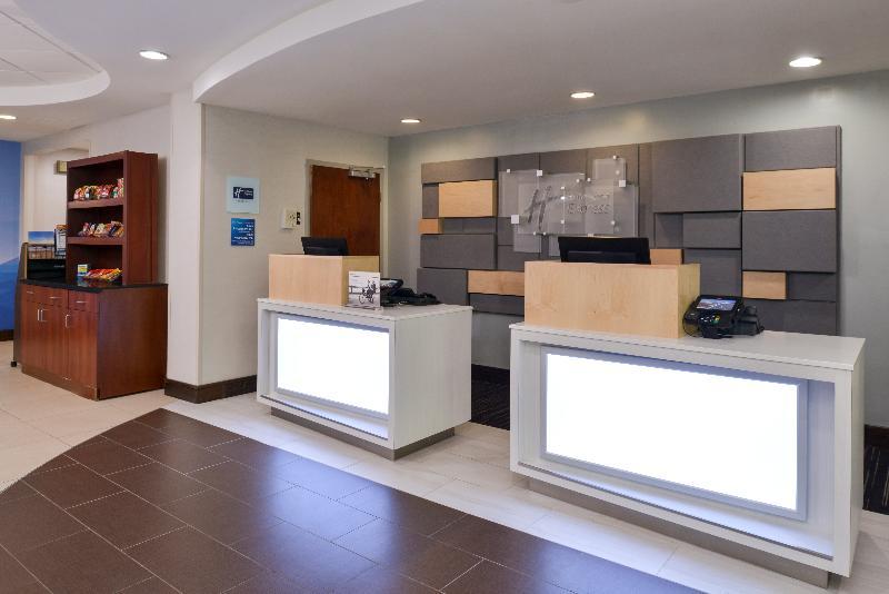 Express Towson- Baltimore North By Ihg Hotel 3*