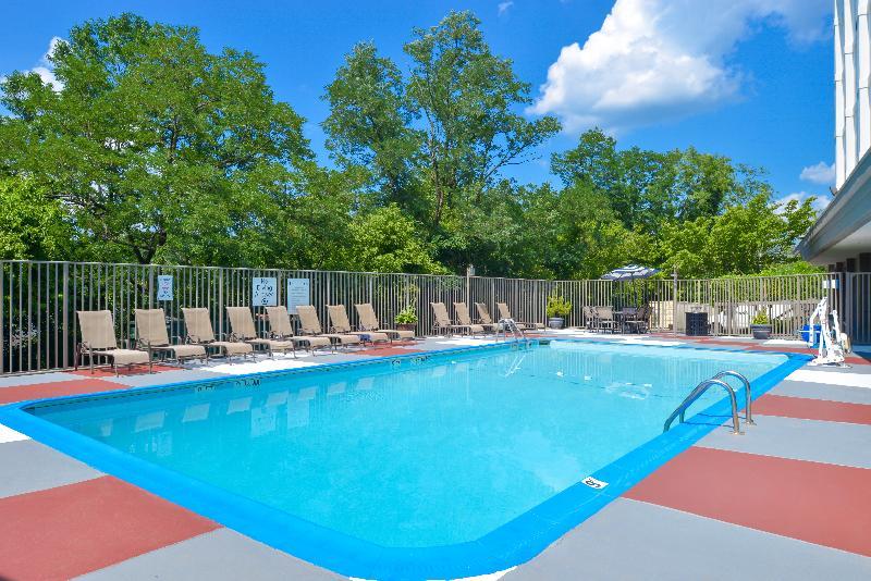 Express Towson- Baltimore North By Ihg Hotel 3*